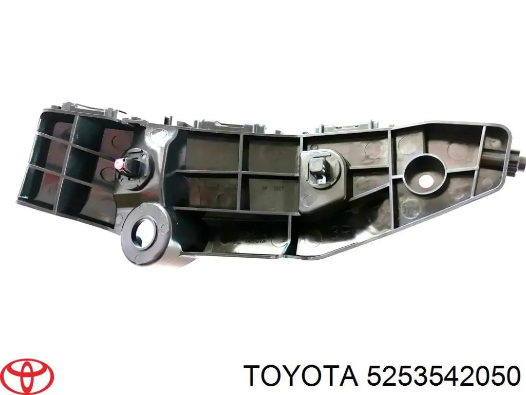 Направляюча переднього бампера, права Toyota RAV4 5 (A5) (Тойота Рав4)