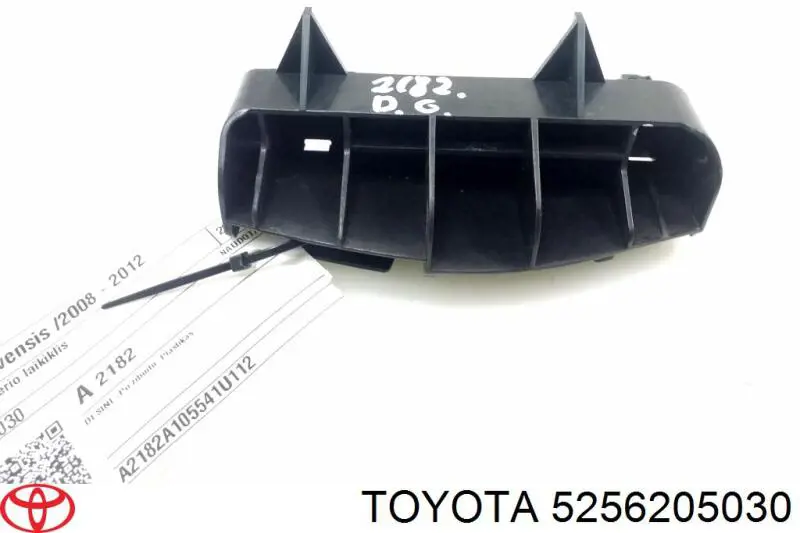 Купити 5256205030 Toyota Кронштейн бампера заднього, правий