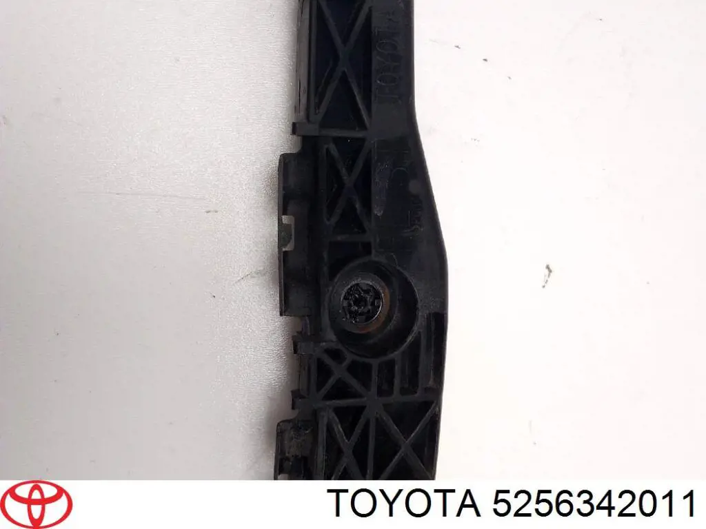 Направляюча заднього бампера, ліва Toyota 5256342011 ціна, від 10.25 USD