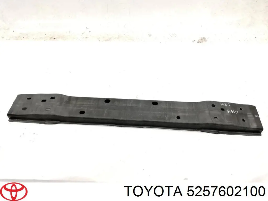 5257602100 Toyota Кронштейн бампера заднього, лівий