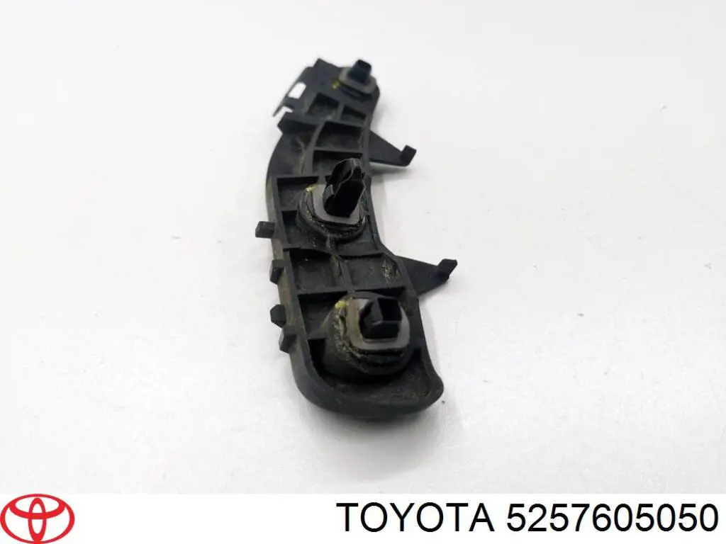 Купити 5257605050 Toyota Кронштейн бампера заднього, лівий