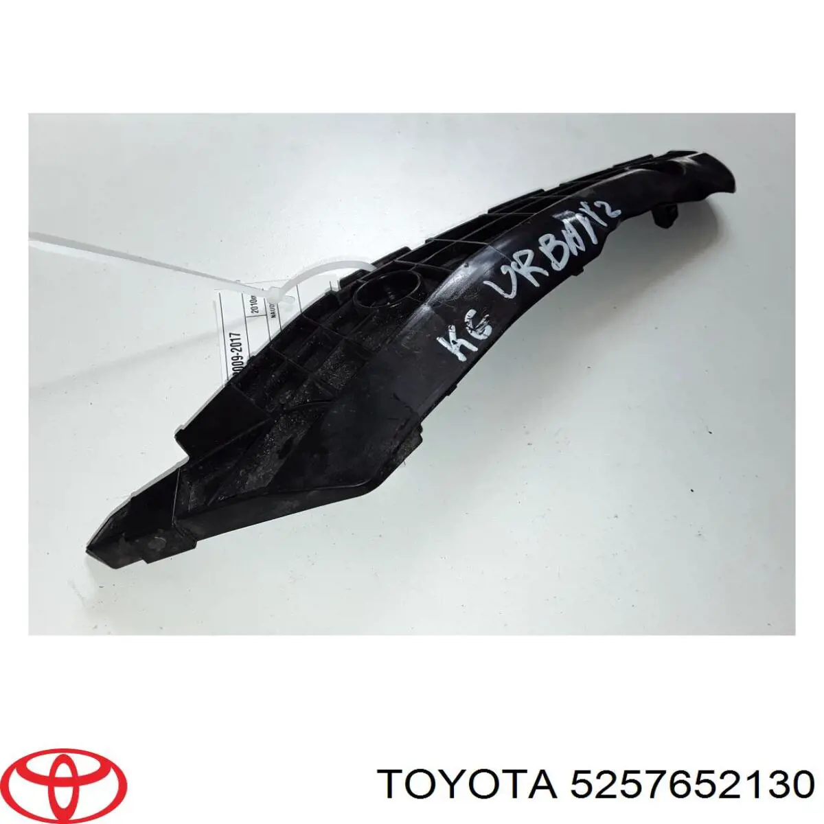 Кріплення бамера ліве Toyota 5257652130 ціна, від 62.14 USD