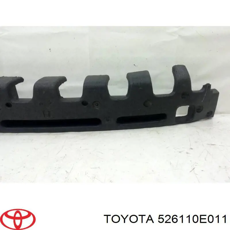 Абсорбер бампера переднього Toyota 526110E011 ціна, від 13.84 USD