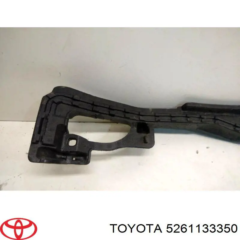 5261133350 Toyota Наповнювач бампера переднього