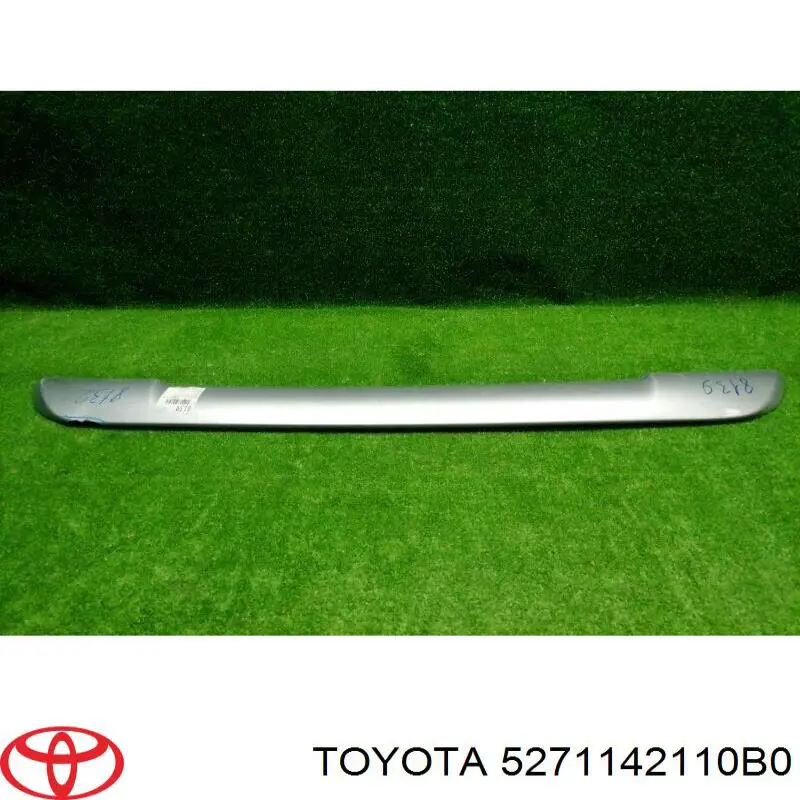 Молдинг переднього бампера Toyota RAV4 4 (A4) (Тойота Рав4)