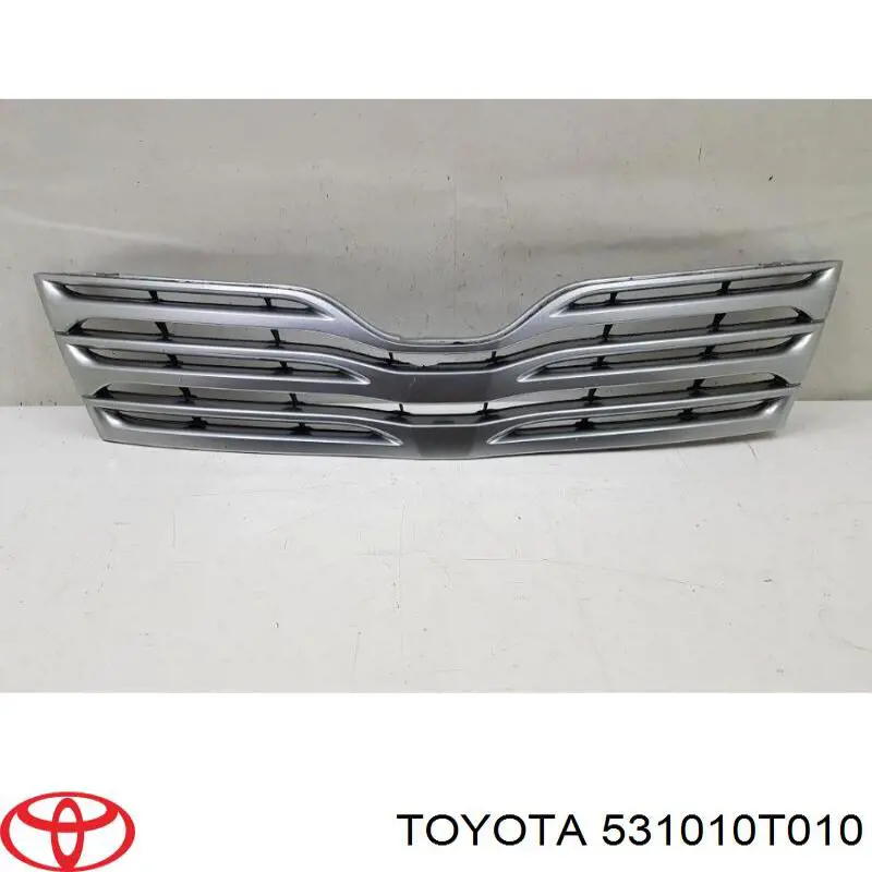 Купити 531010T010 Toyota Захисна решітка радіатора