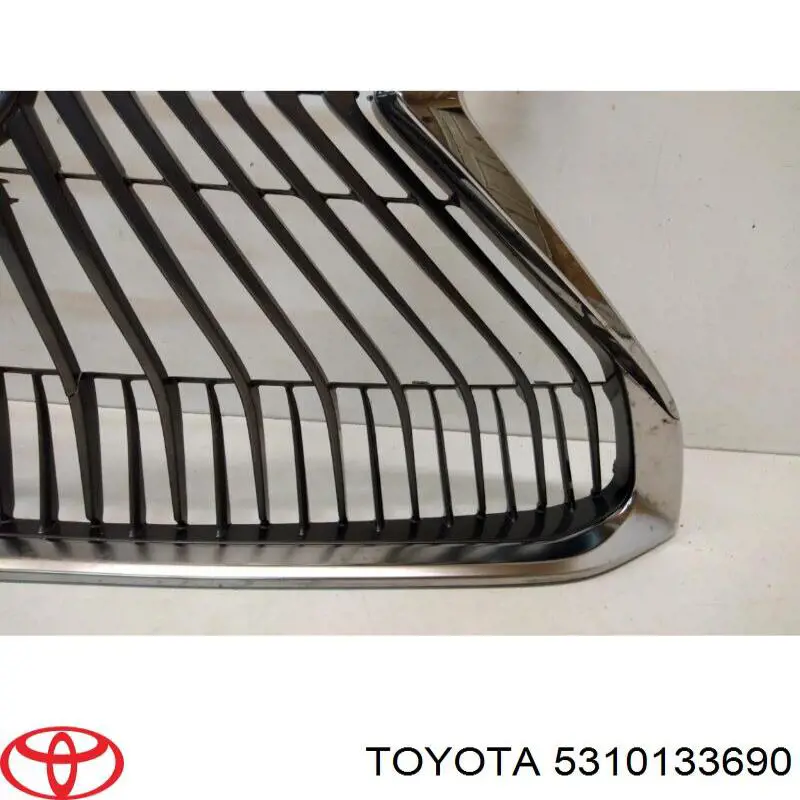 5310133690 Toyota Решітка радіатора