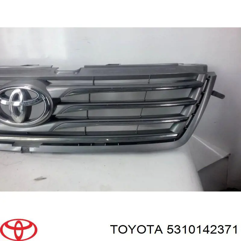 5310142371 Toyota Решітка радіатора