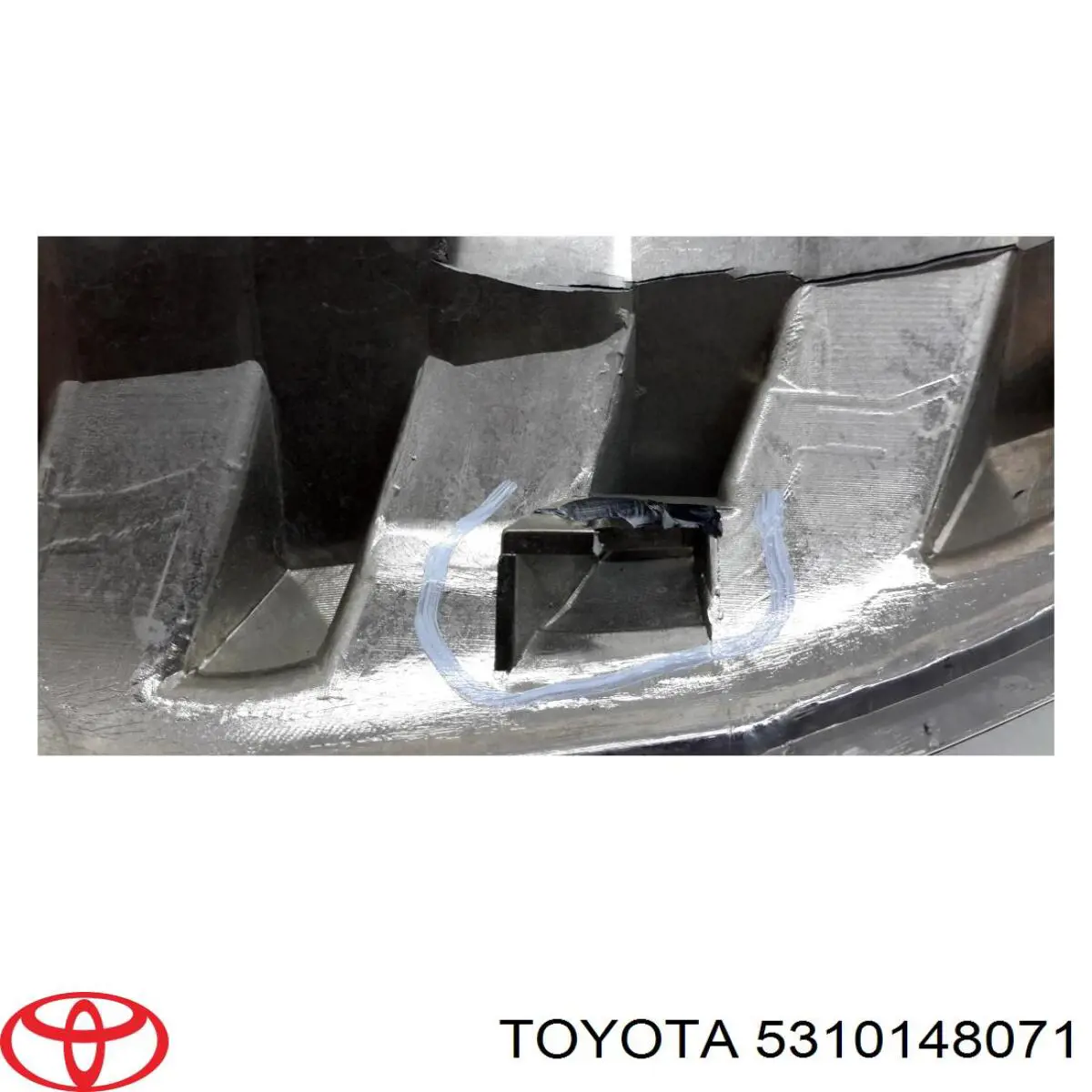 5310148071 Toyota решітка радіатора