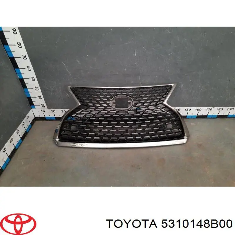 Облицювання радіатора Toyota 5310148B00 ціна, від 423.25 USD