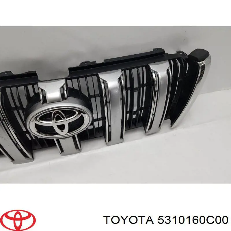 Решітка радіатора 5310160C00 Toyota