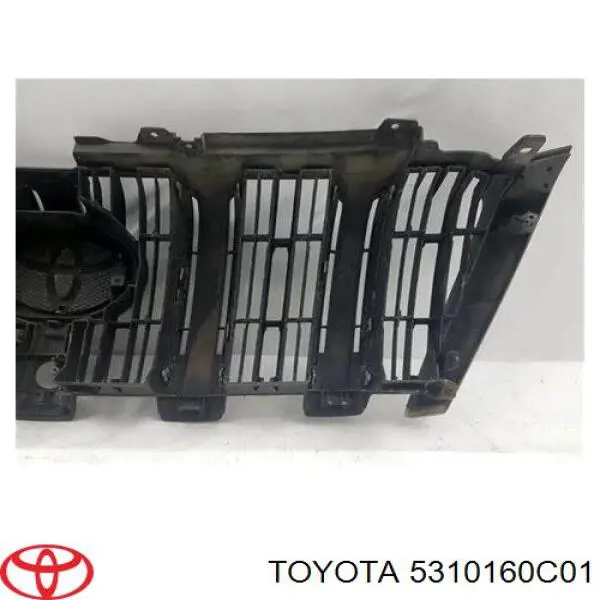 Решітка радіатора 5310160C01 Toyota