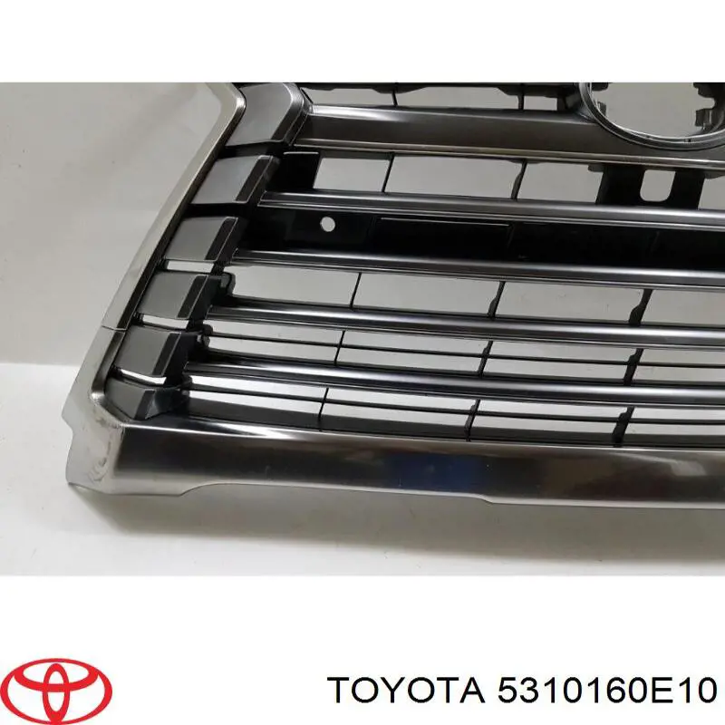 Решітка Toyota 5310160E10