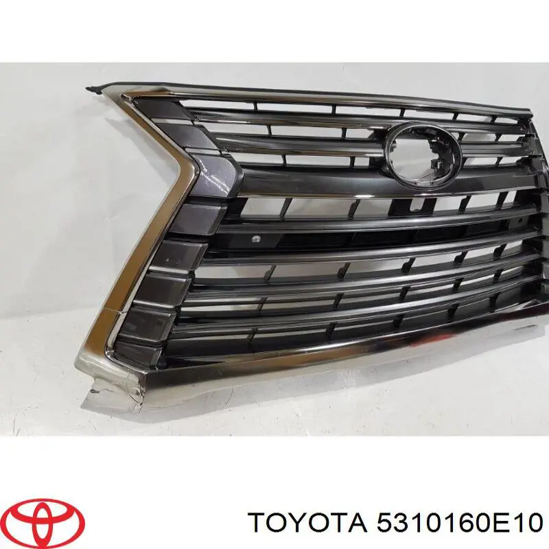Решітка радіатора 5310160E10 Toyota