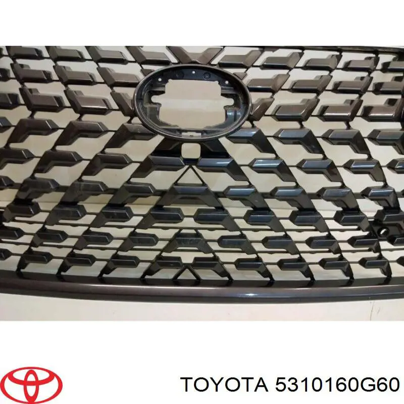 Купити 5310160G60 Toyota Захисна решітка радіатора