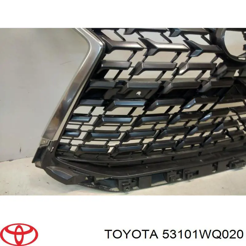 Купити 53101WQ020 Toyota Захисна решітка радіатора