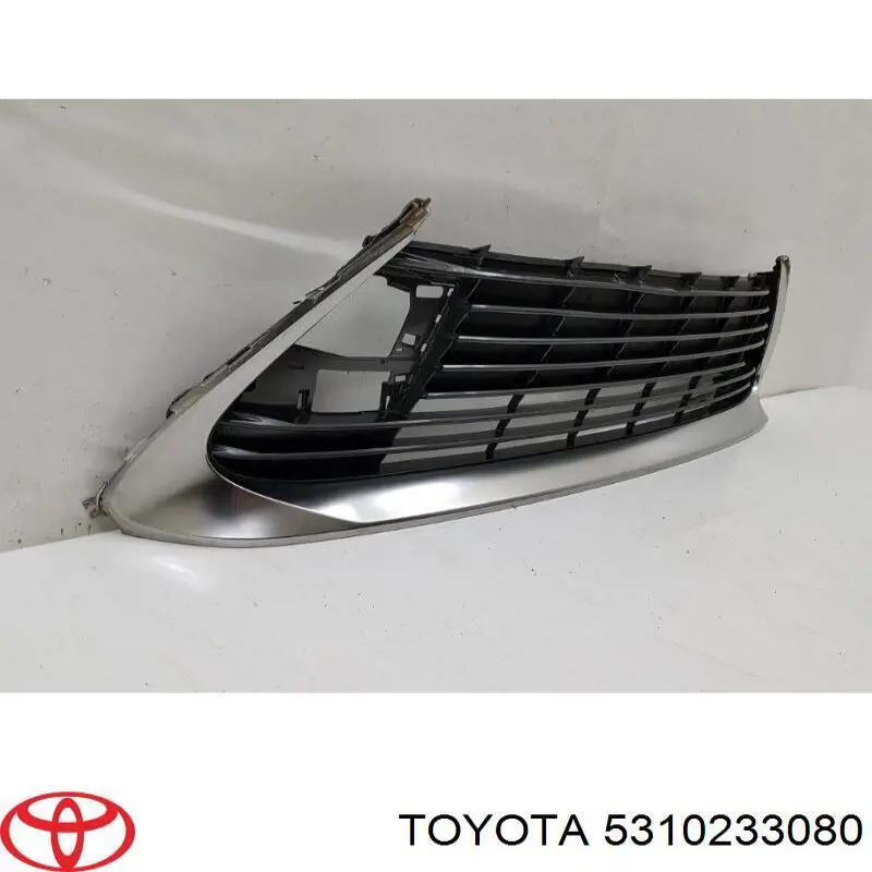Решітка переднього бампера, нижня 5310233080 Toyota