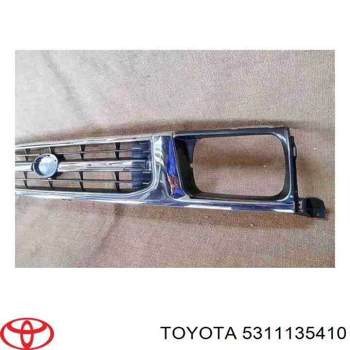 Облицювання радіатора Toyota 5311135410 ціна, від 47.44 USD