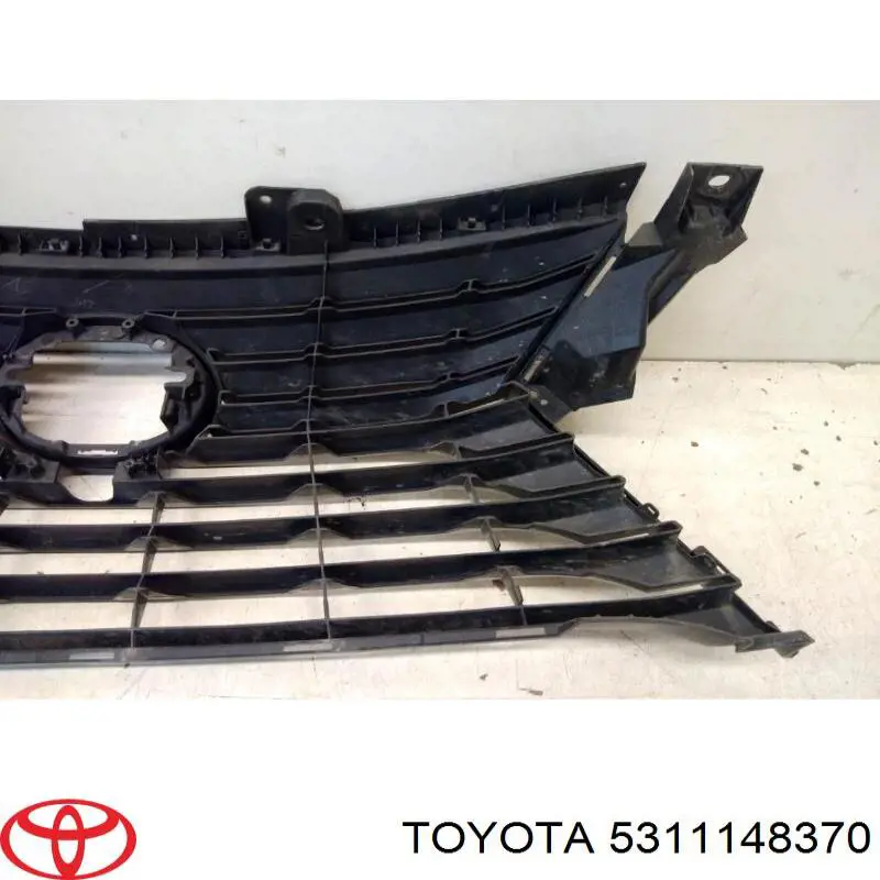  Решітка радіатора Lexus RX 