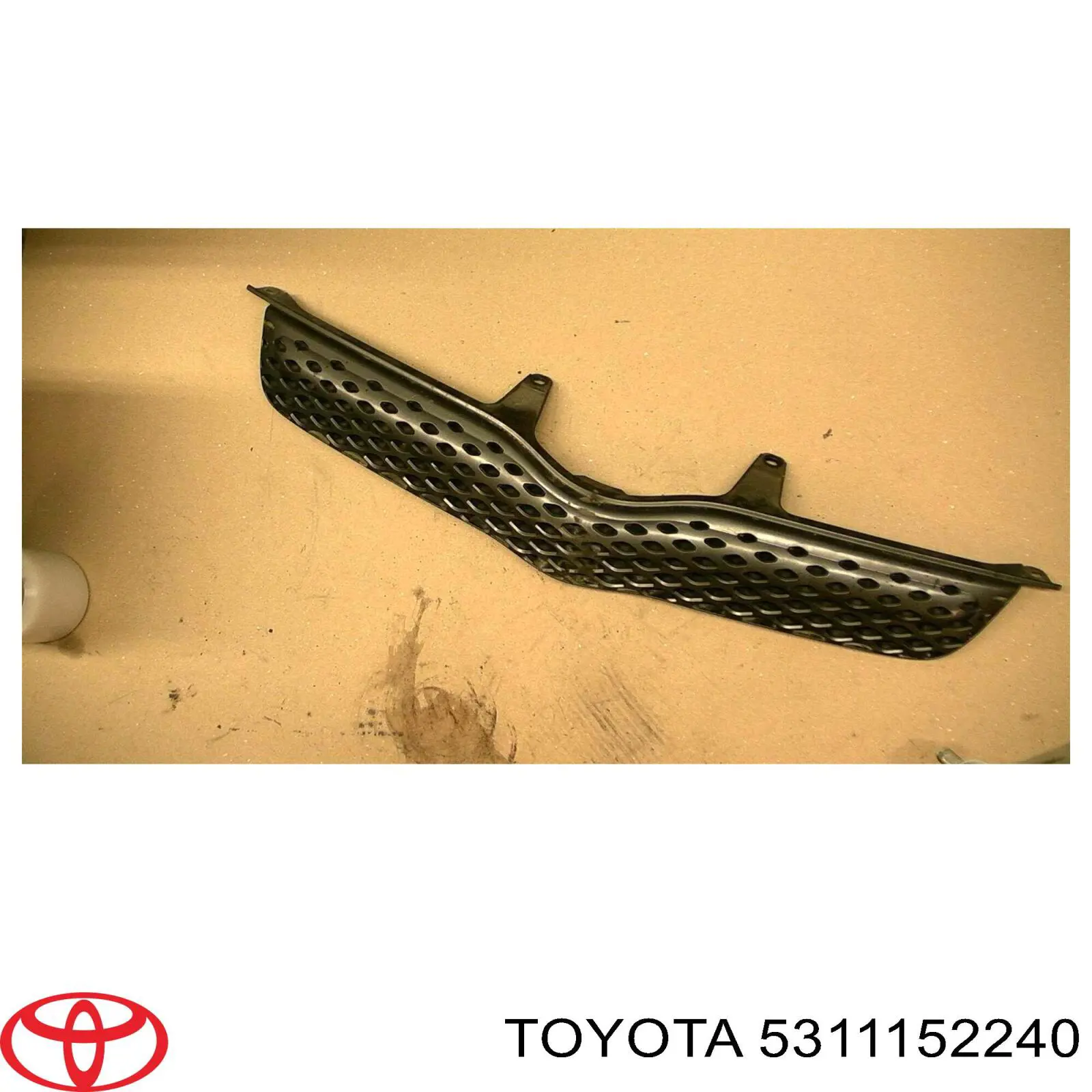 Купити 5311152240 Toyota Захисна решітка радіатора