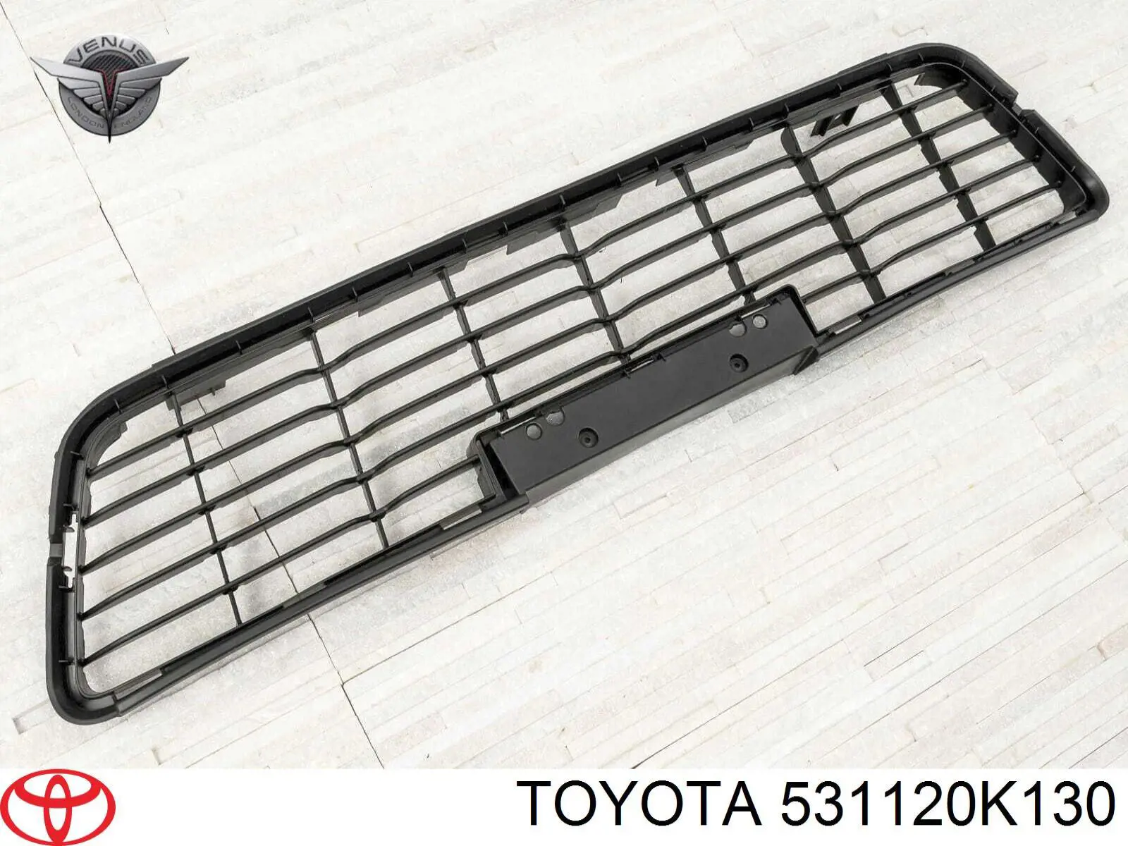 Купити 531120K130 Toyota Решітка переднього бампера, центральна