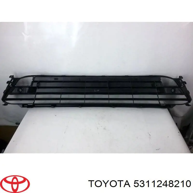Решітка переднього бампера, центральна Toyota 5311248210 ціна, від 176.93 USD