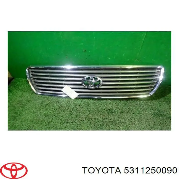 Купити 5311250090 Toyota Захисна решітка радіатора