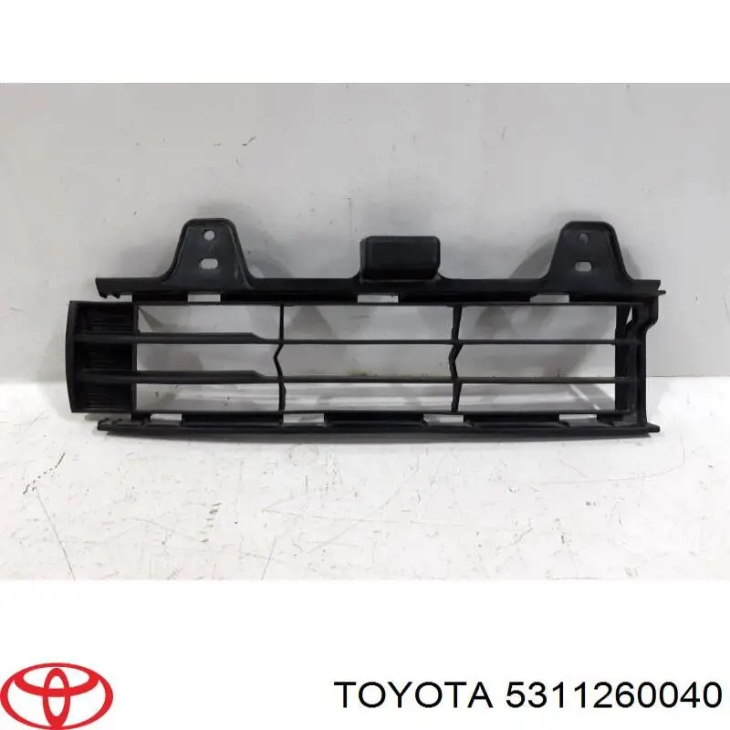 5311260040 Toyota Решітка переднього бампера, права
