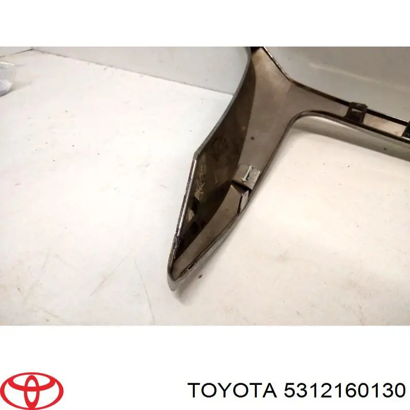 Молдинг решітки радіатора Toyota 5312160130 ціна, від 142.97 USD