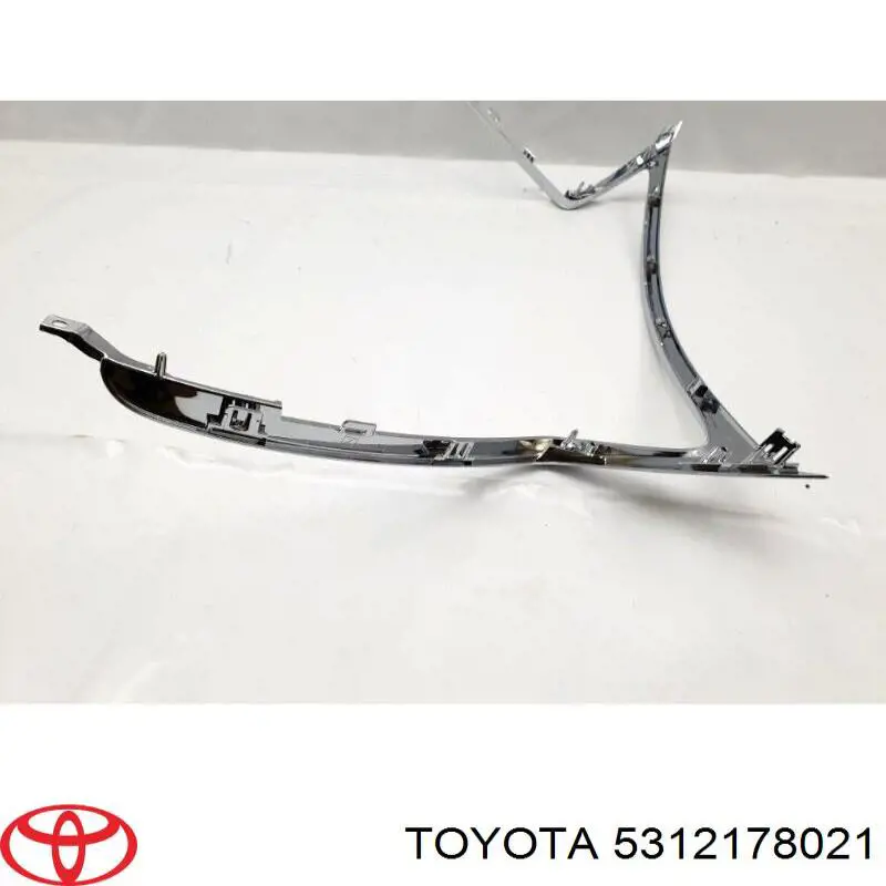 5312178021 Toyota Накладка решітки радіатора