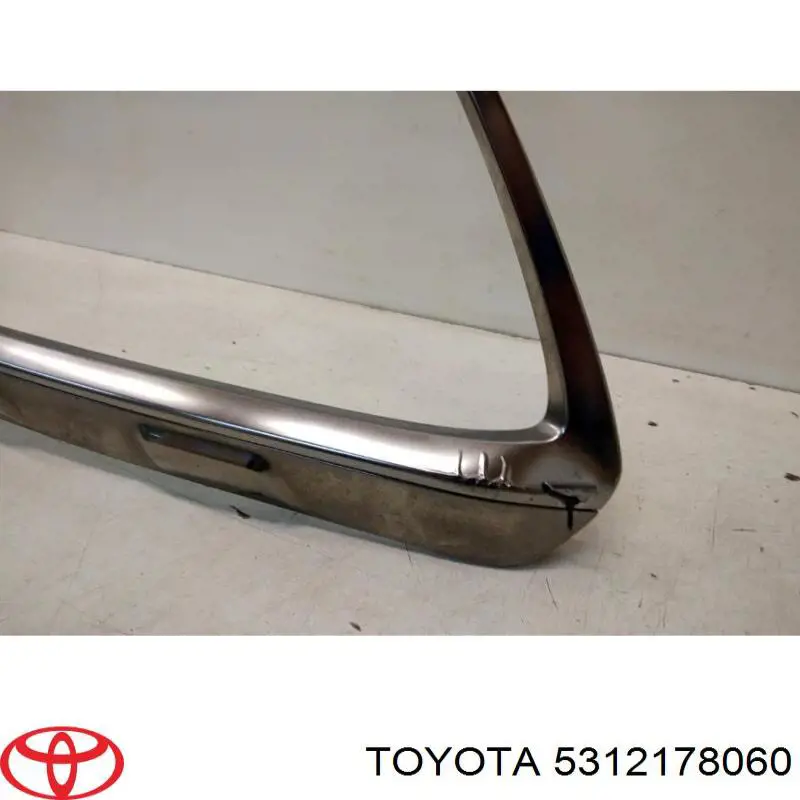 Накладка (рамка) решітки радіатора Toyota 5312178060 ціна, від 224.74 USD