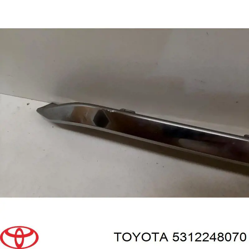 Купити 5312248070 Toyota Молдинг решітки радіатора, нижній
