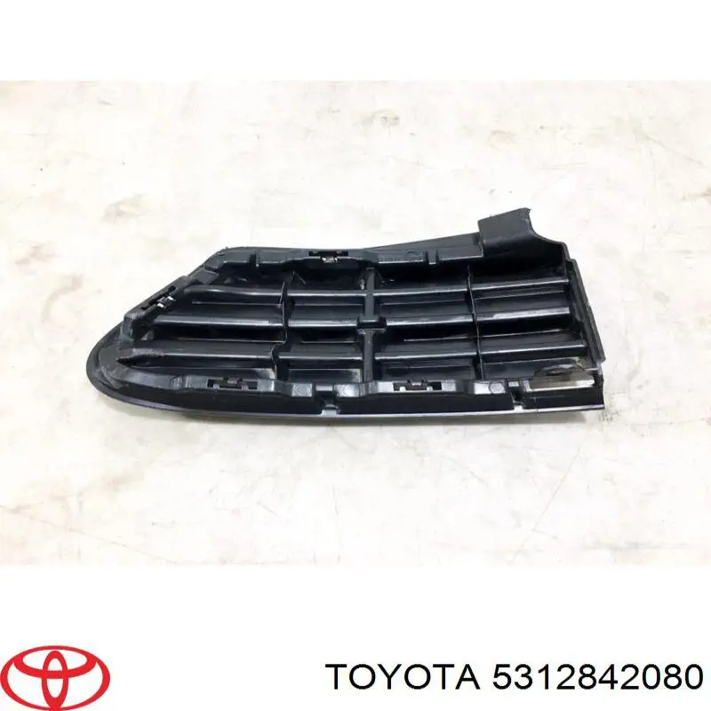 5312842080 Toyota Решітка переднього бампера, ліва