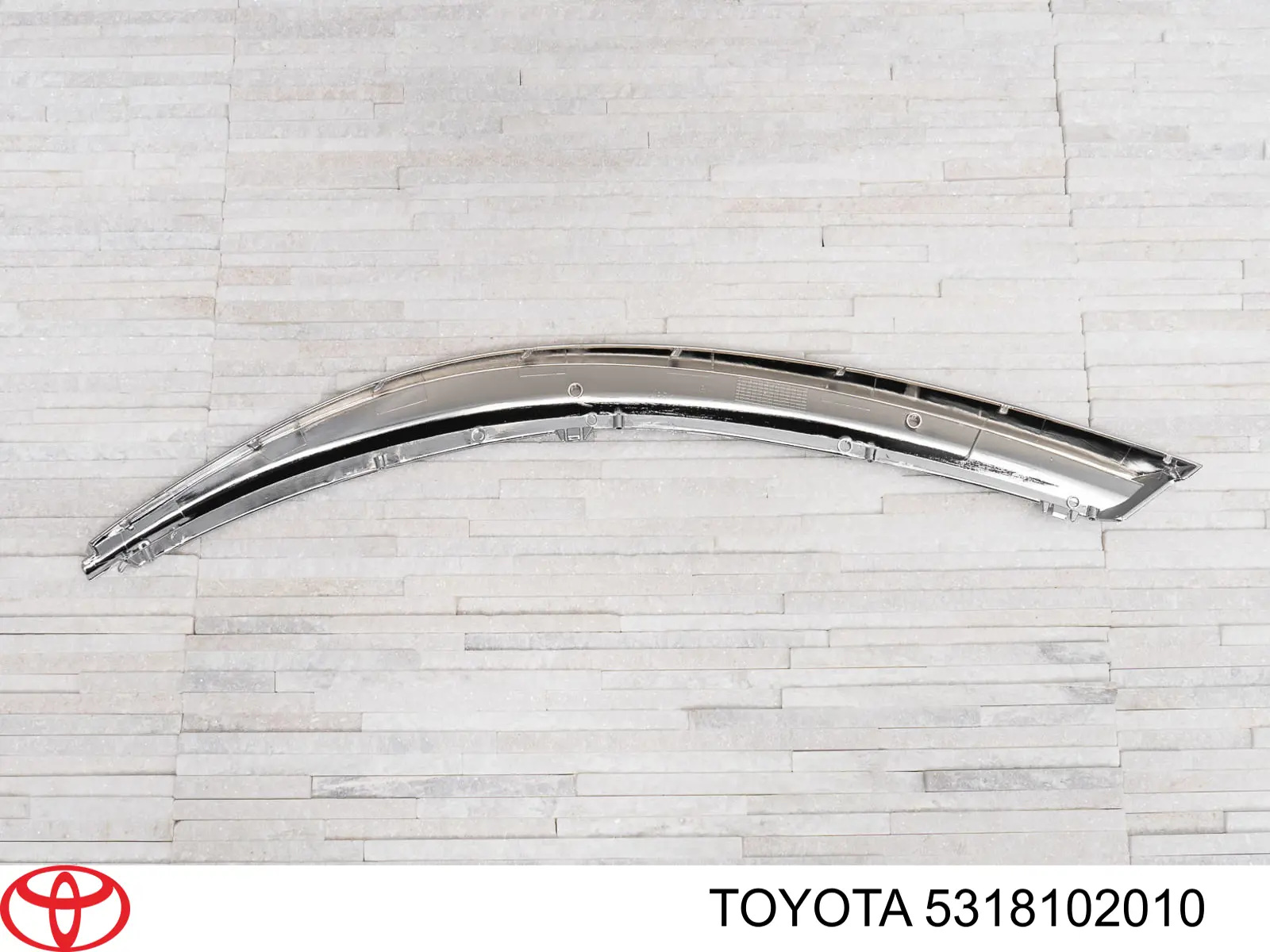 Купити 5318102010 Toyota Молдинг фари, правої