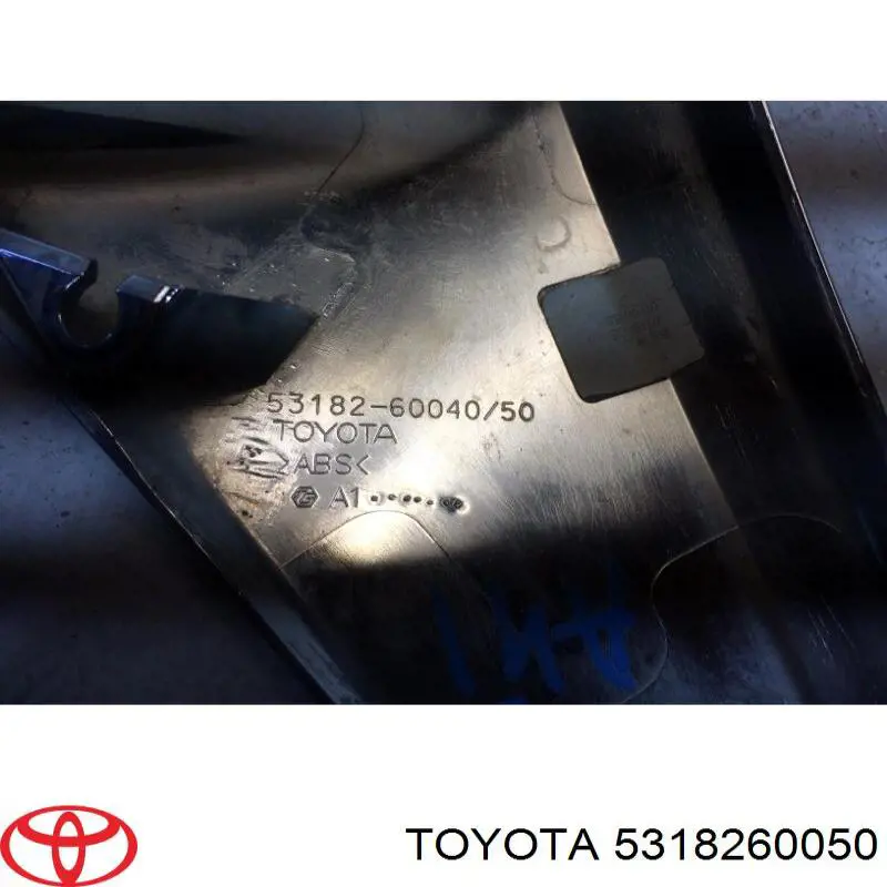 5318260050 Toyota Молдинг фари, лівої