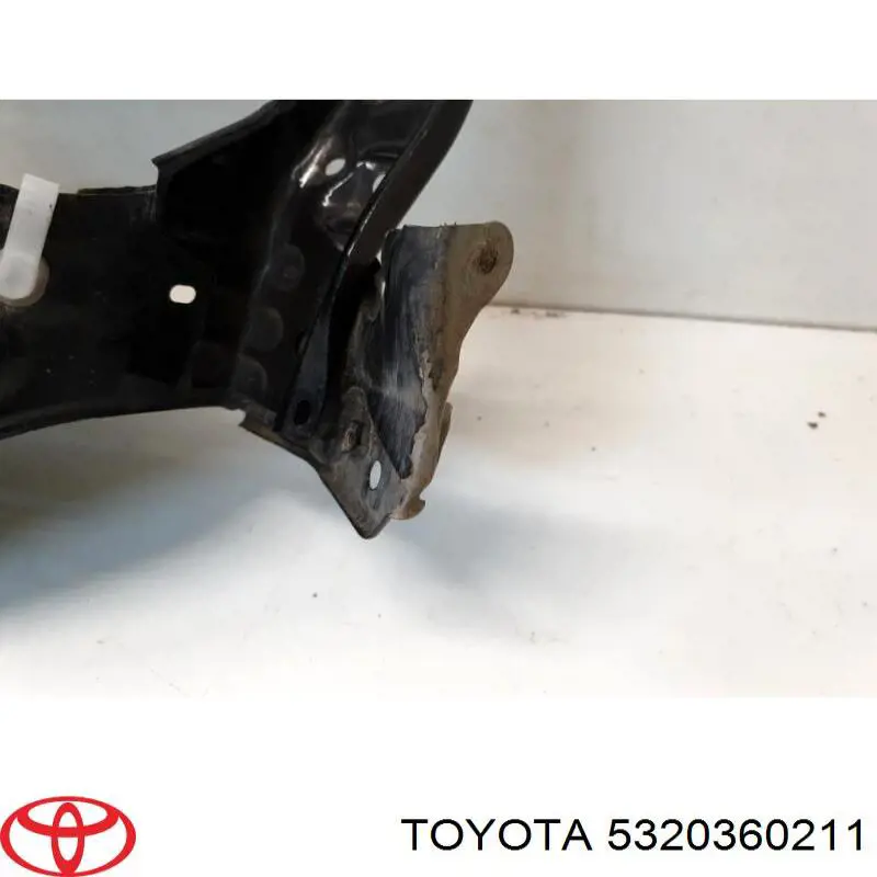 Супорт радіатора верхній/монтажна панель кріплення фар 5320360211 Toyota
