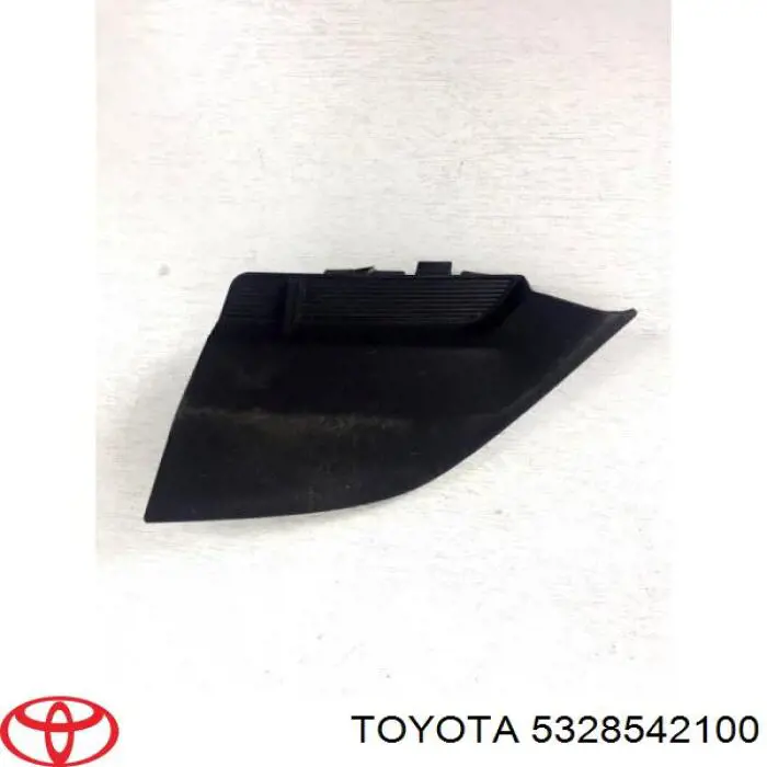 5328542100 Toyota Заглушка бампера буксирувального гака, передні праві