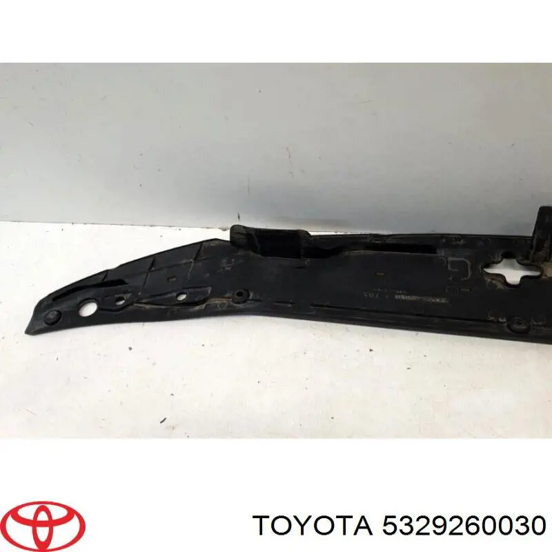 5329260030 Toyota Накладка верхня передній панелі / супорта радіатора