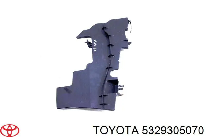 Повітропровід / дефлектор радіатора, правий Toyota Avensis (T27) (Тойота Авенсіс)