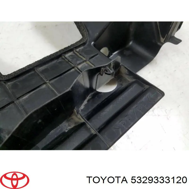 Повітропровід (дефлектор) радіатора, правий 5329333120 Toyota