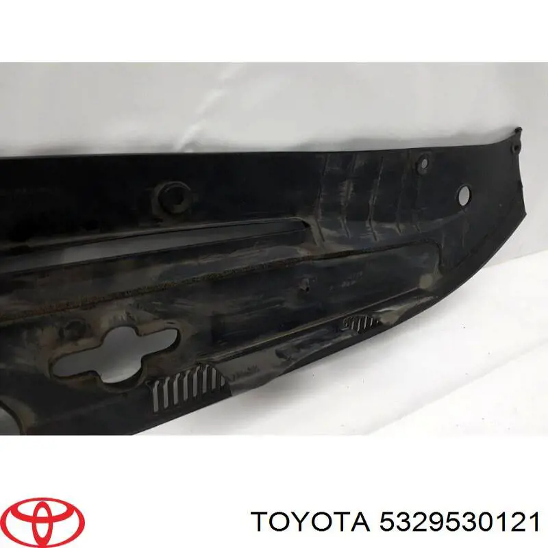 Накладка верхня передньої панелі/супорту радіатора 5329530121 Toyota