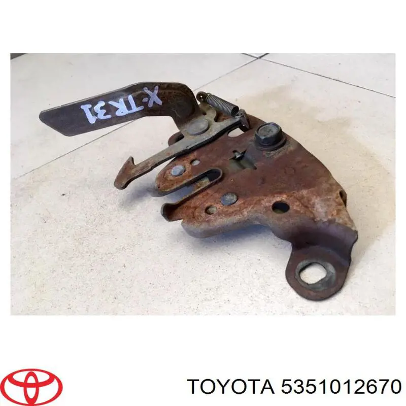 Купити Замок капота Toyota Corolla  E11