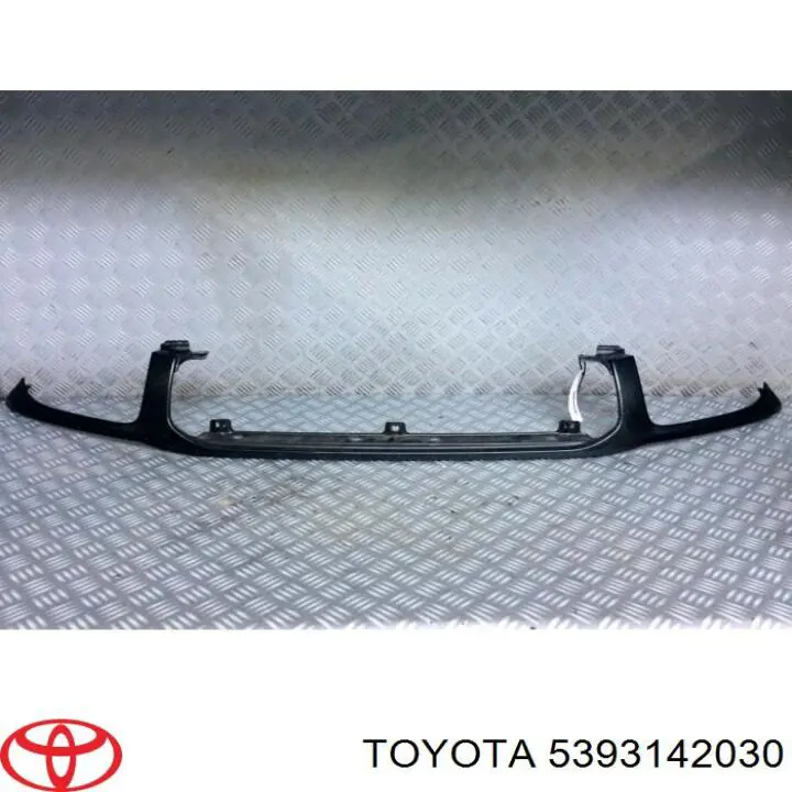 Накладка фар, нижня Toyota 5393142030 ціна, від 41.76 USD