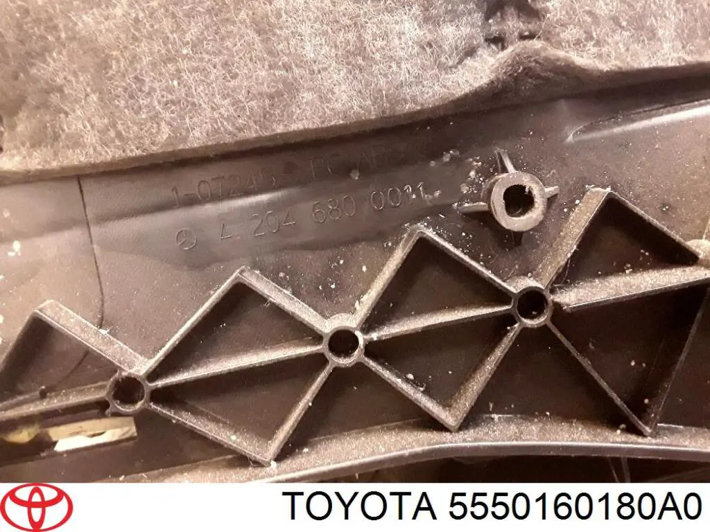 5550160180A0 Toyota Кришка бардачка