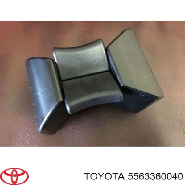 Кронштейн підсклянника Toyota 5563360040 ціна, від 16.40 USD