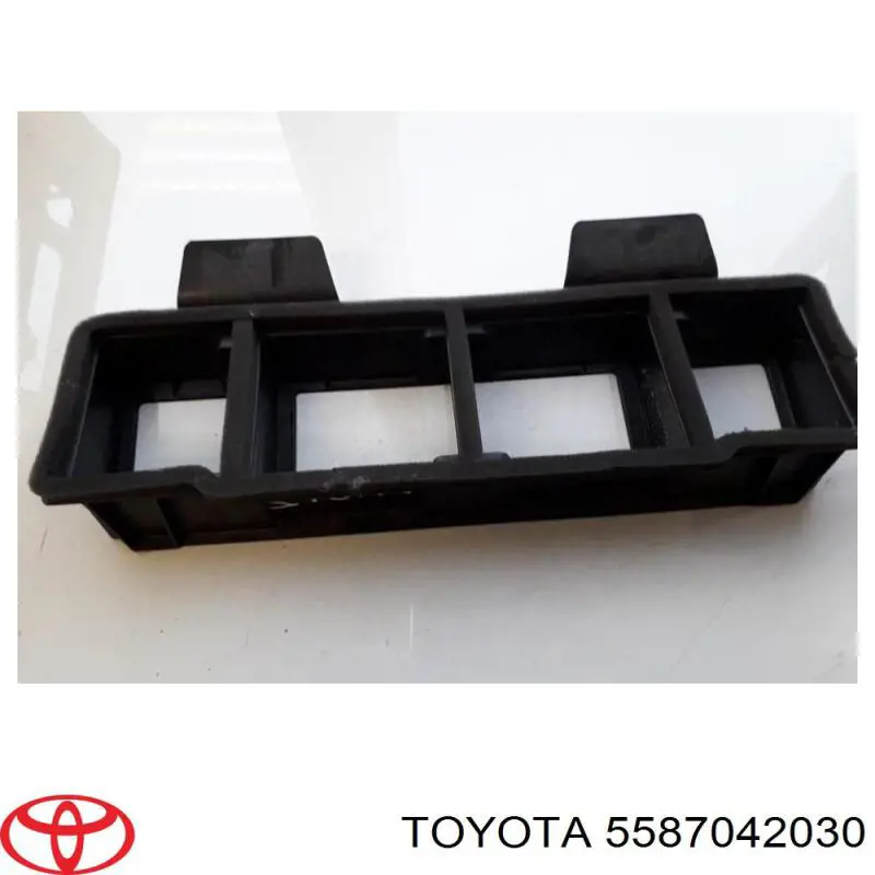 5587042030 Toyota 