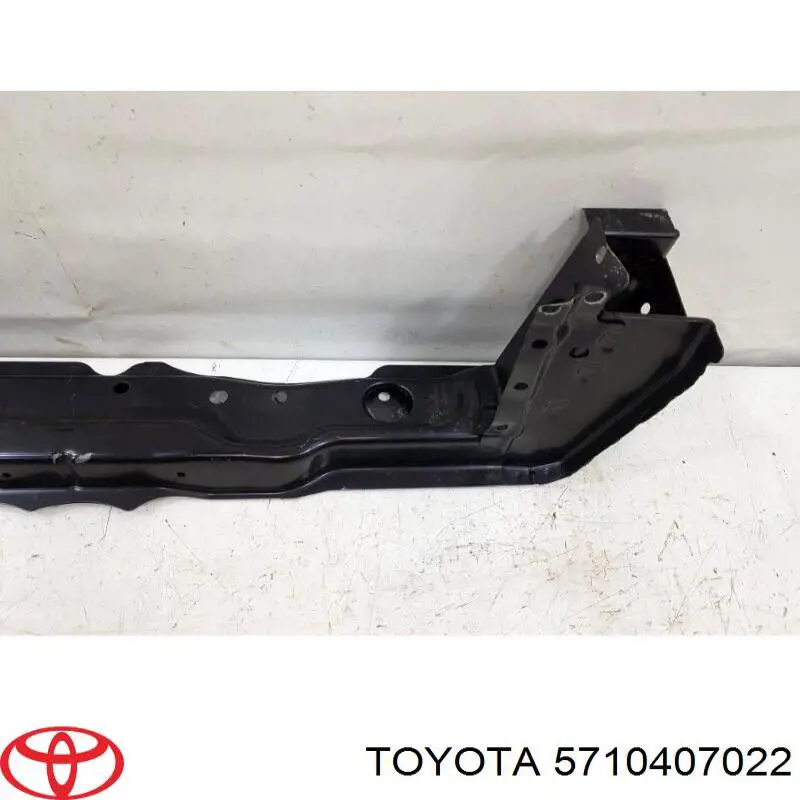 5710407022 Toyota Супорт радіатора нижній/монтажна панель кріплення фар