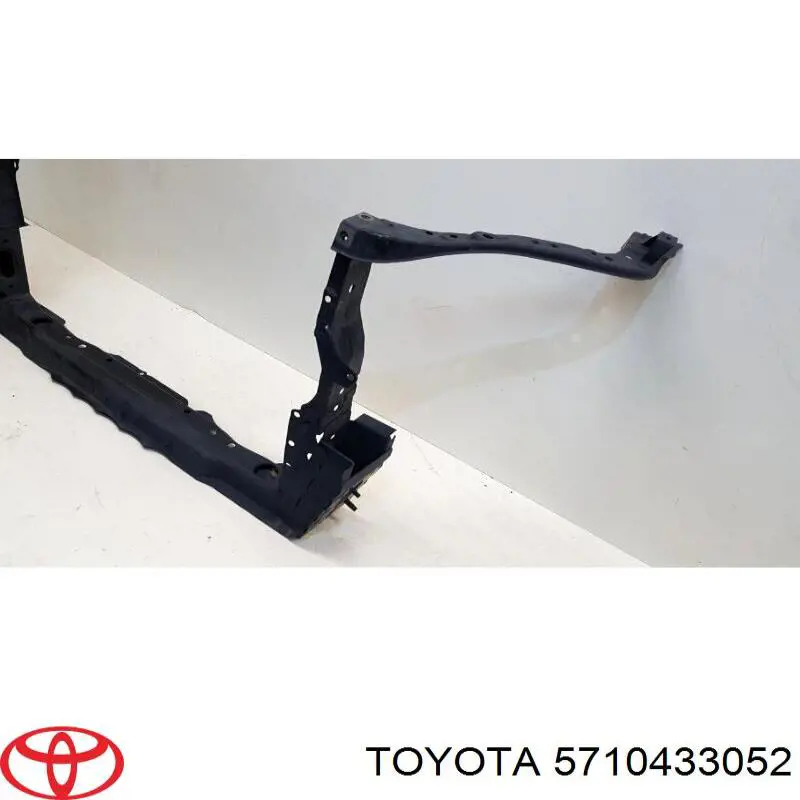 Супорт радіатора нижній/монтажна панель кріплення фар 5710433050 Toyota