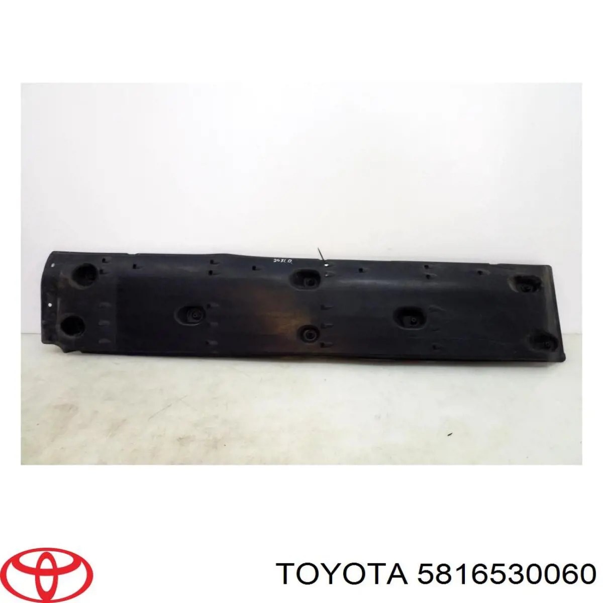 5816530060 Toyota Захист днища, правий