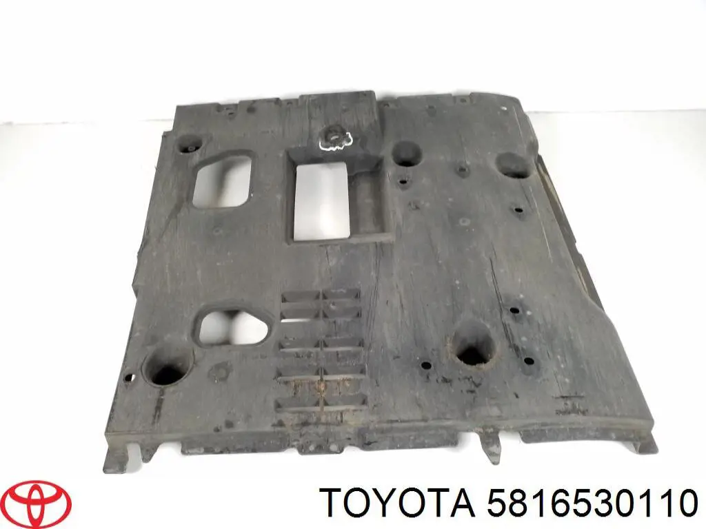 5816530110 Toyota 